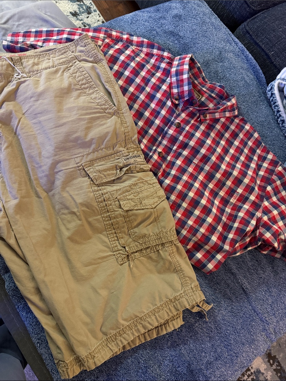 UNIONBAY Tan Cargo Shorts with Utility Pockets and a ButtonUp (Schmidt Workwear)